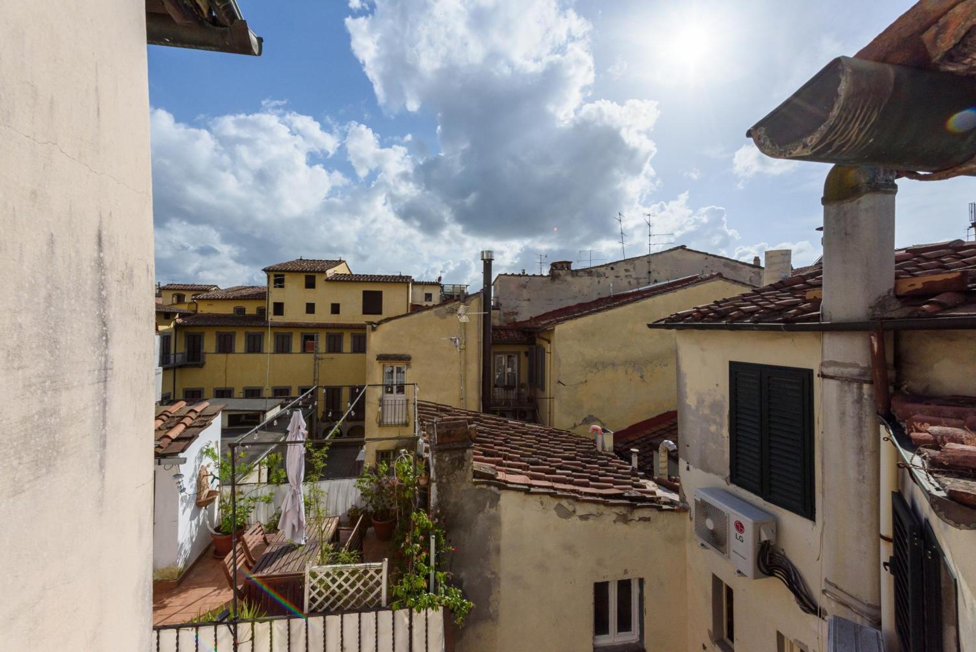 Ferienwohnung Una Finestra Sulle Cappelle Medicee By Mmega Florenz Exterior foto